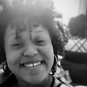 Meet your Posher, Carissa